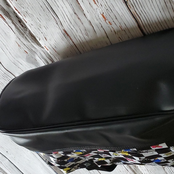 🆕️ CUTE SANRIO HELLO KITTY AND FRIENDS BLACK & WHITE CHECKERED OVERNIGHT BAG 🖤 - Picture 12 of 12